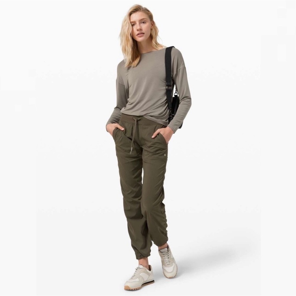 Lululemon Dance Studio Pant III Regular Lined 32" Dark Olive 10